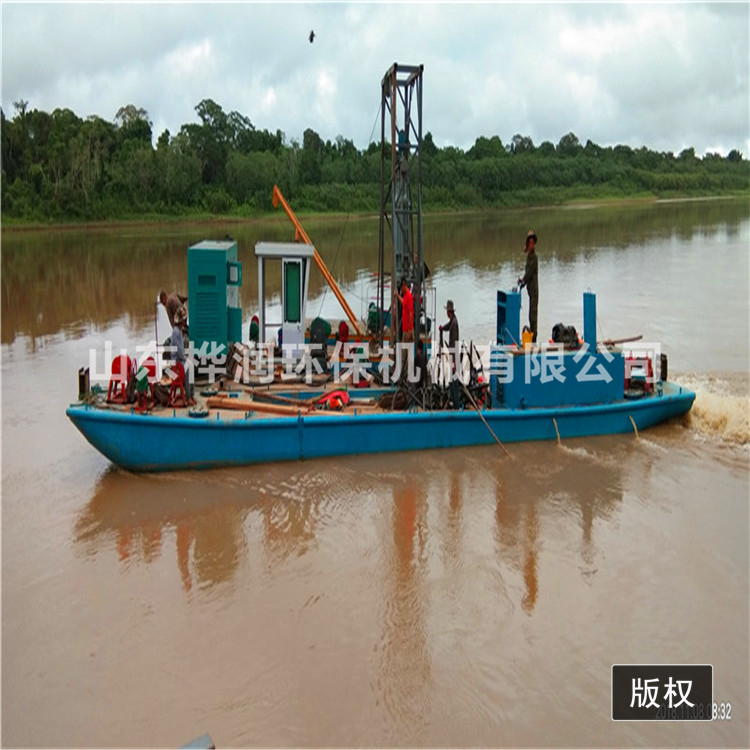 厄瓜多爾淘金船