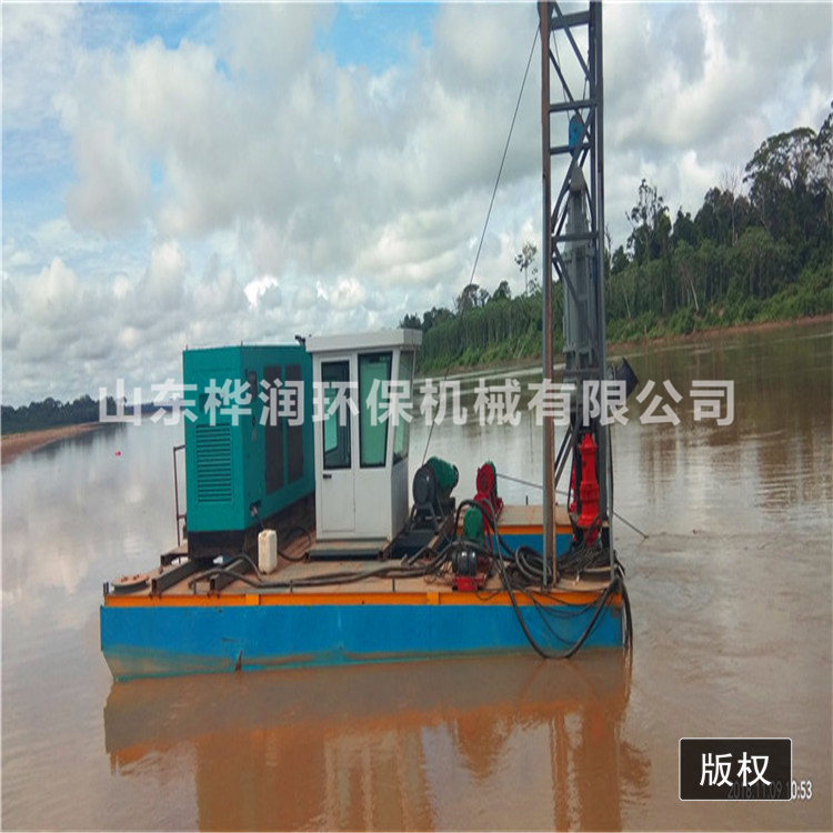 厄瓜多爾淘金船